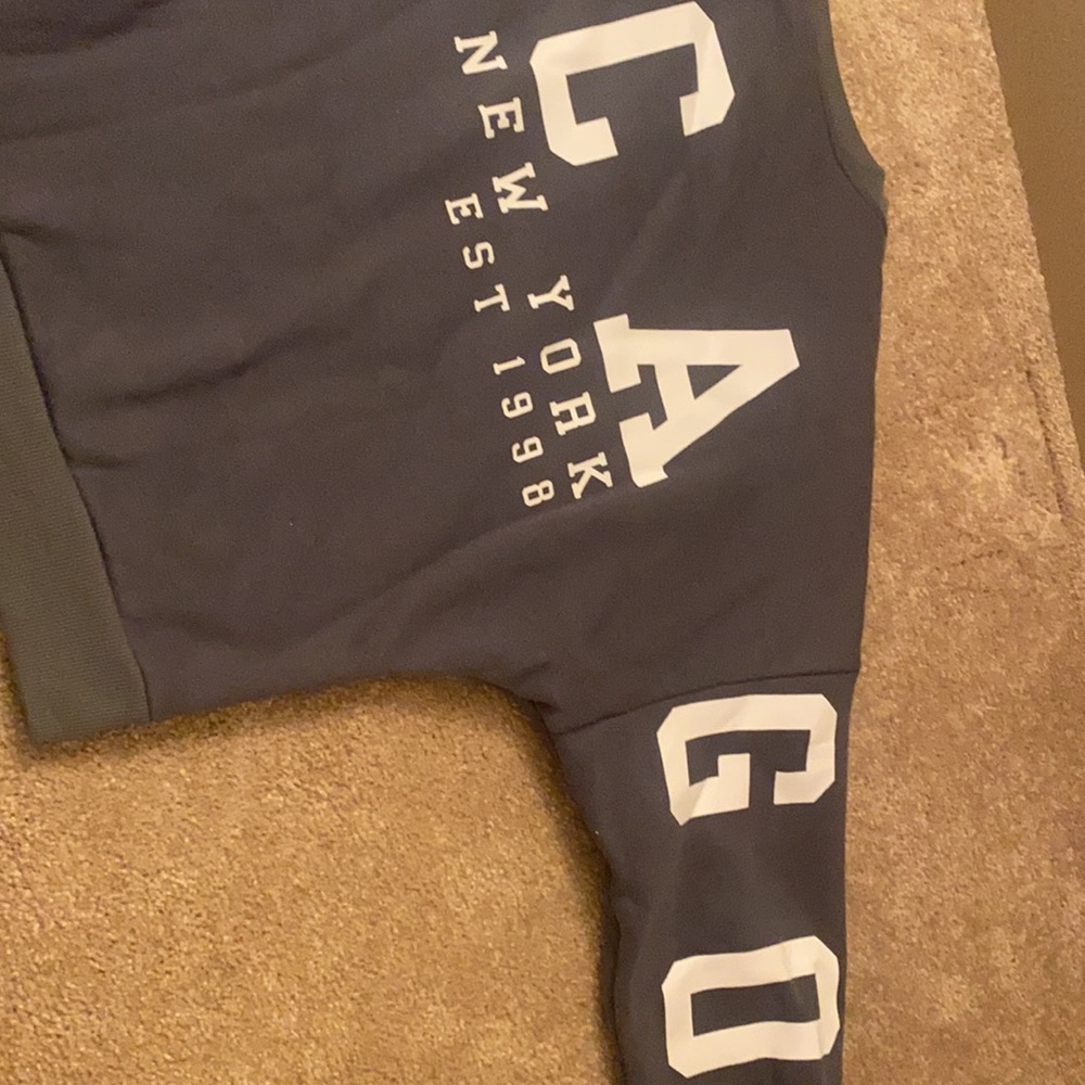 Sweatshirt - Picture 3 of 3